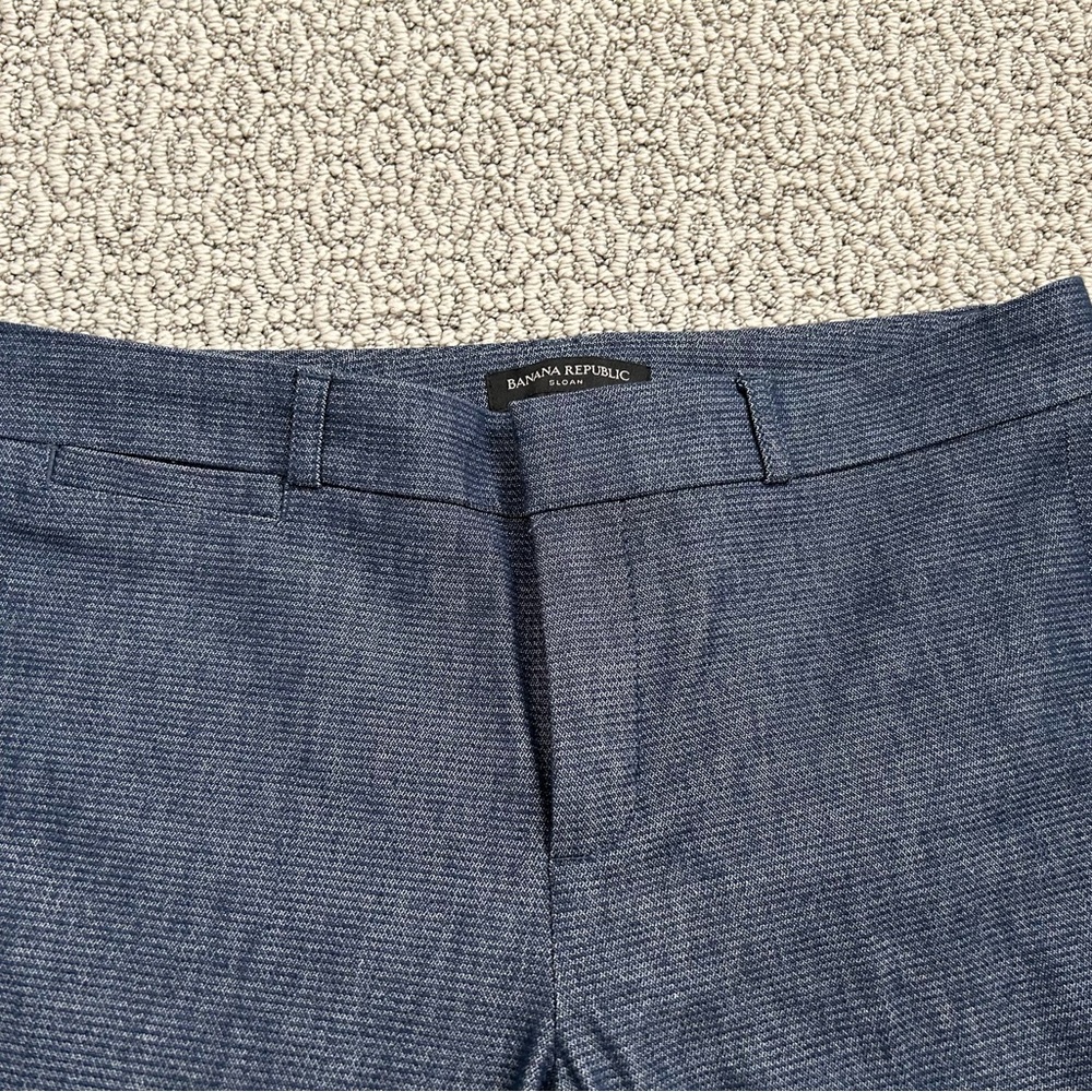 BANANA REPUBLIC FLARED CROP PANT - Sz. 4 - Picture 3 of 5